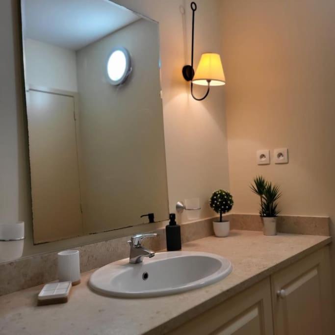 Apartment La Calade L'Isle-sur-la-Sorgue